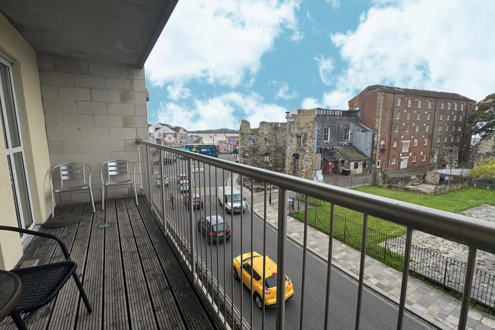The Greenwich - Two Bedroom Apartment With Parking, Close To Ferry Terminals Southampton Extérieur photo