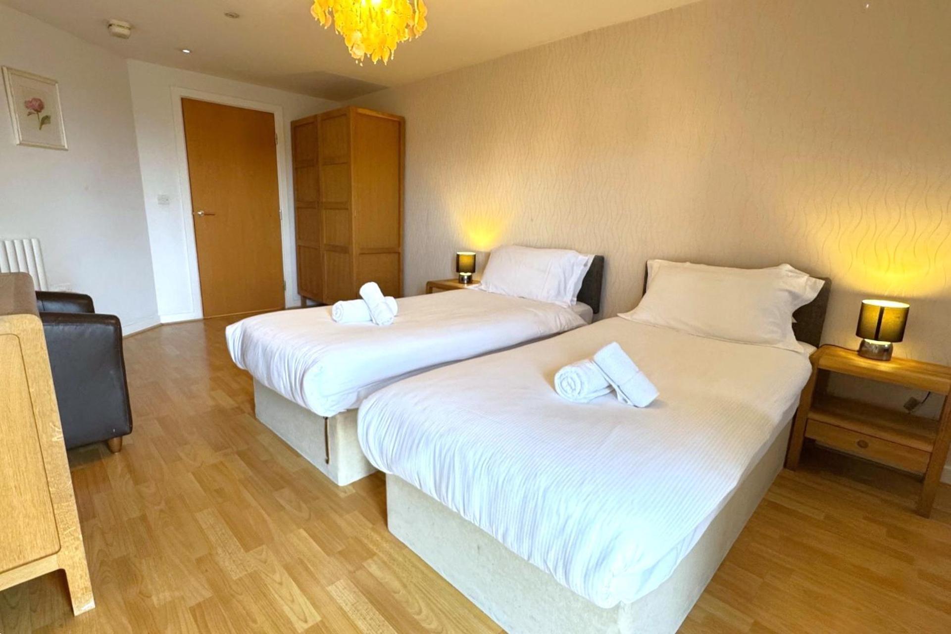 The Greenwich - Two Bedroom Apartment With Parking, Close To Ferry Terminals Southampton Extérieur photo